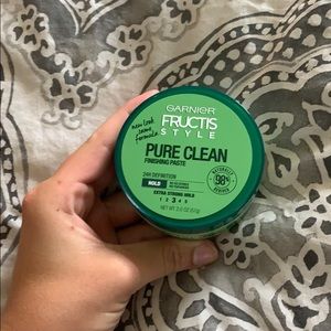 Garnier finishing paste